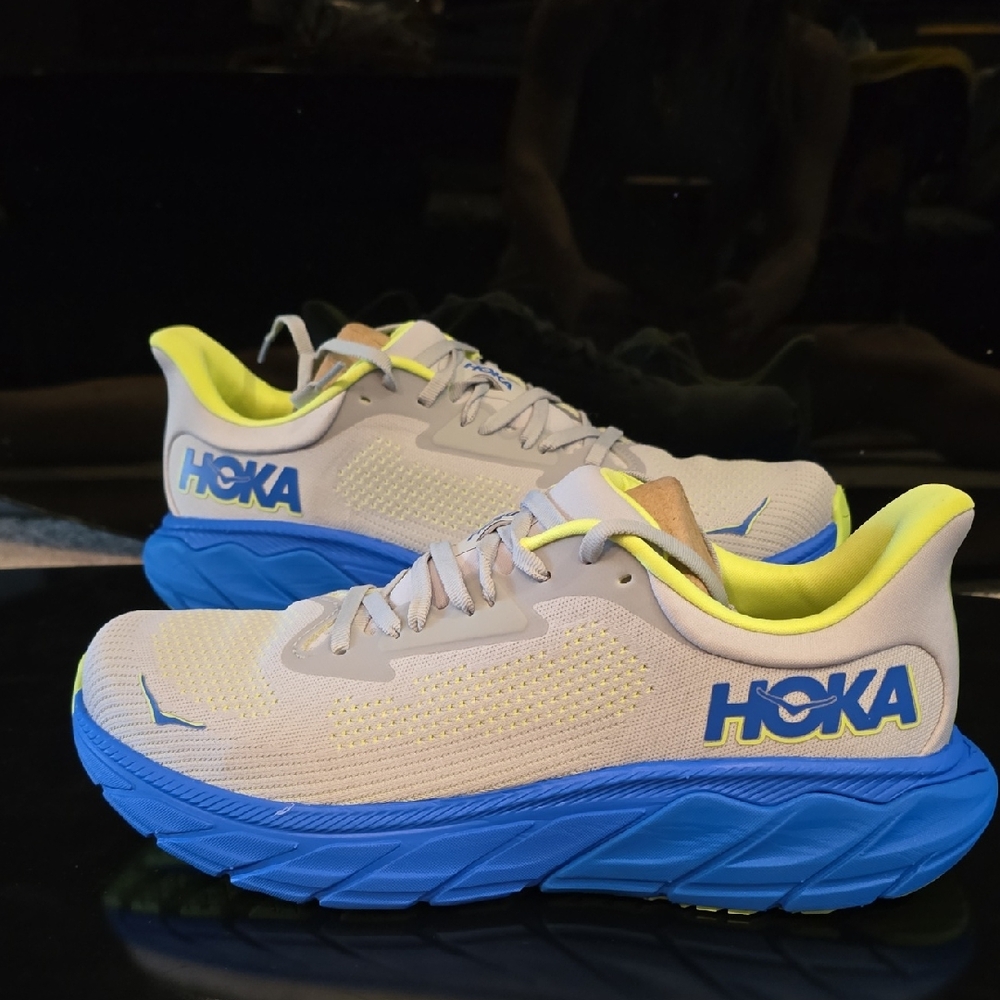 Hoka Arahi 7